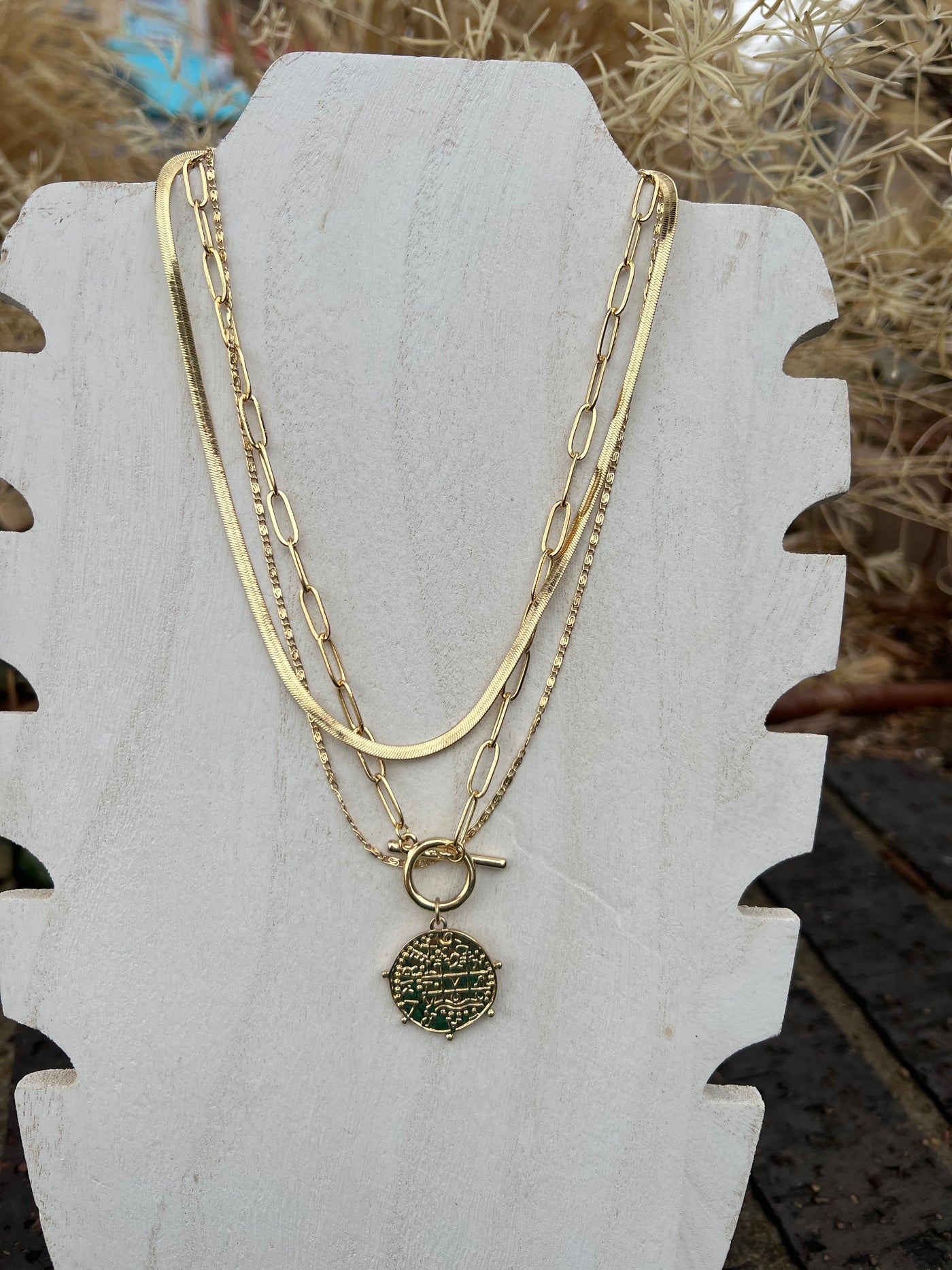 Gold Pendent Necklace