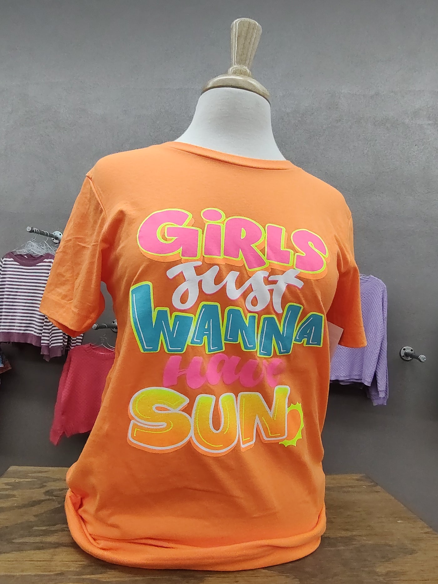 Girls just SUN t-shirt