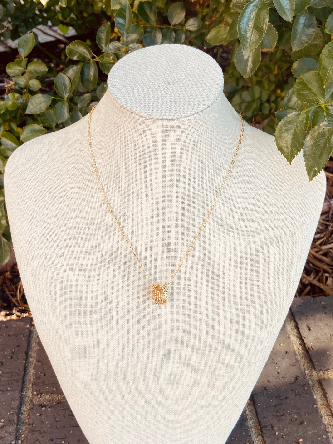 Gold Knot Necklace