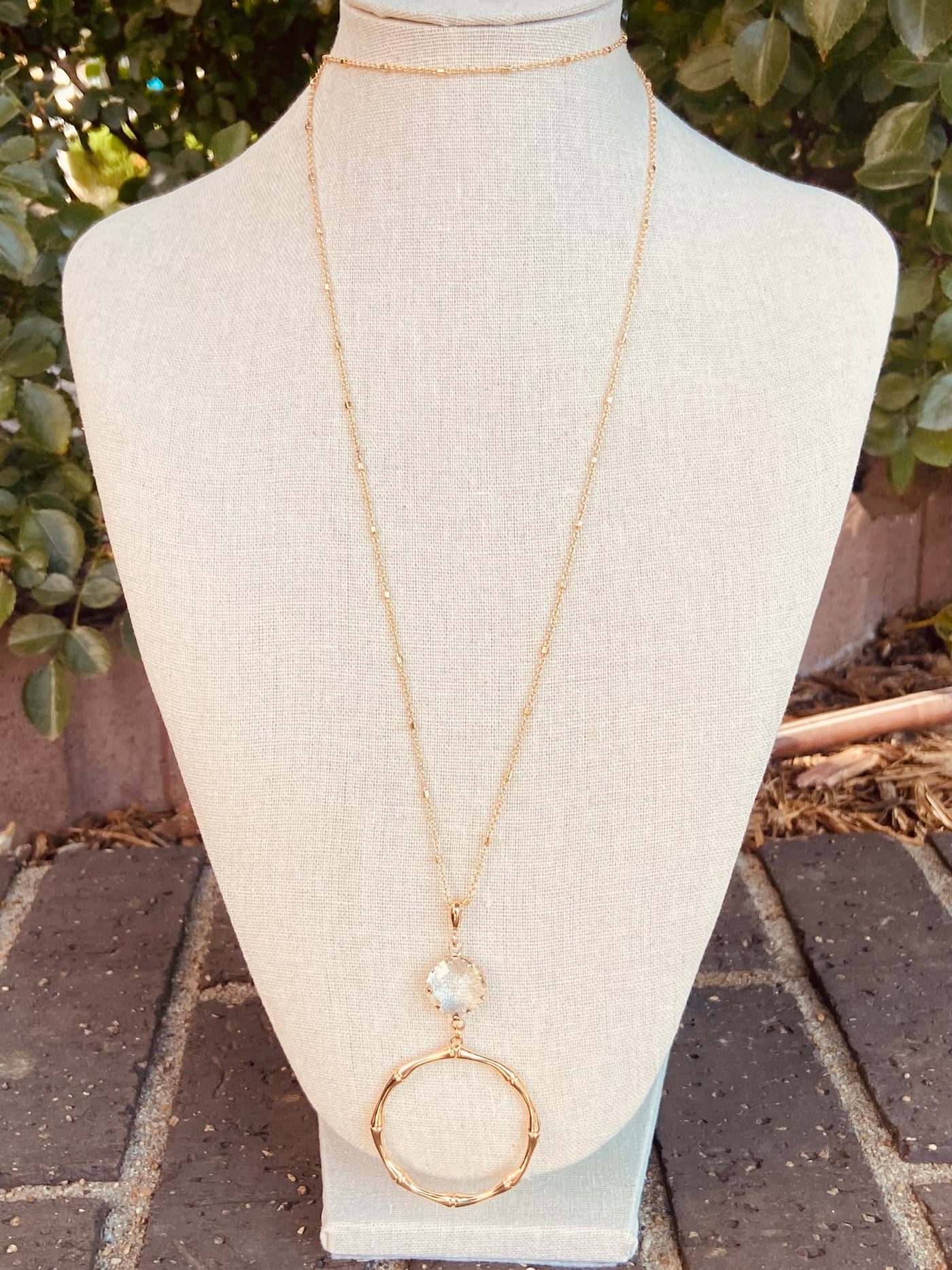 Elegant Halo Necklace